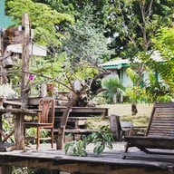 ดิ แอนธีค ริเวอร์ไซด์ รีสอร์ท