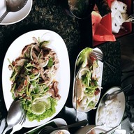 ร้านบิ๊กบะหมี่แอนด์สเต็ก สาขารัตนาธิเบศร์