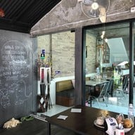 แป๋วผัดไทย