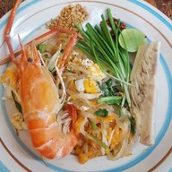 เมนูของร้าน ติ๋มผัดไทย&ชาบูอาอี๊