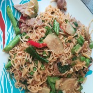 เมนูของร้าน ส้มตำยำแซ่บByตำถาดหนานจ้าว