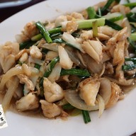เมนูของร้าน ครัวเจ๊แมว ปากน้ำปราณ