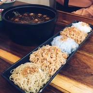 ลวกถ้วย เตี๋ยวเรือ แฮปปี้แลนด์