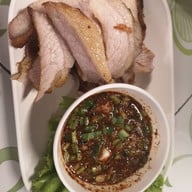 เมนูของร้าน ส้มตำเหรียญทอง