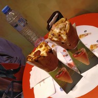 เมนูของร้าน Kono Pizza Terminal 21