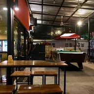 Race Area Bar And Restaurant