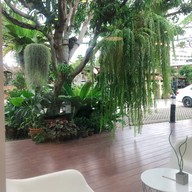บรรยากาศ Third Space Cafe ระยอง