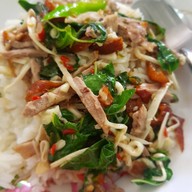 เมนูของร้าน ก๋วยเตี๋ยวเป็ดตุ๋น ไพศาลโภชนา
