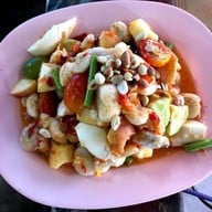 ริมเขื่อน