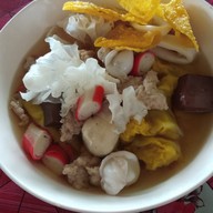 ยายไพ อาหารตามสั่ง