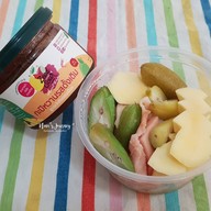 เมนูของร้าน ซี๊ดเด้อ ยำมะม่วงกะปิซี๊ดดดส์! Zeedder เจ้เล้ง