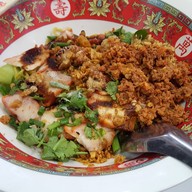 เมนูของร้าน บะหมี่บุเรงนอง ตลาดนัดสีลม ซอย 10