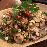 บ้านเดือน