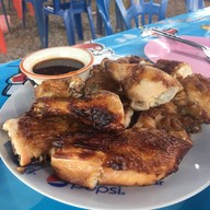 เมนูของร้าน ตุ้ยไก่ย่าง ถามทาง