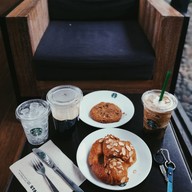 เมนูของร้าน Starbucks บ้านใหญ่ วังน้อย