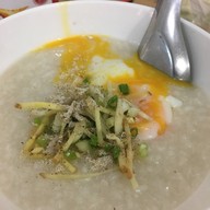 เมนูของร้าน ปาท่องโก๋ โกเหน่ง เชียงใหม่