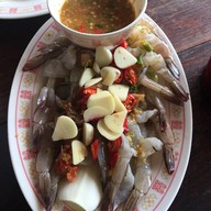 ส้มตำคิวทอง