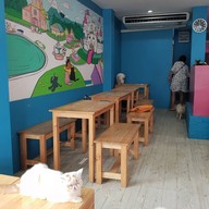 บรรยากาศ Fat Cat Cafe Club