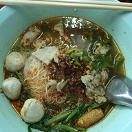 ร้านโต๊ะเส้น หน้าเทคโน