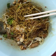 ร้านโต๊ะเส้น หน้าเทคโน