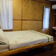 บ้านไร่ภูไพลิน