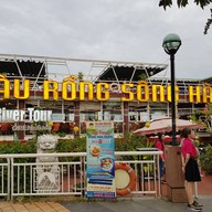หน้าร้าน Tau Rong Song Han Danang