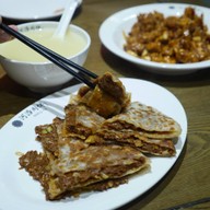 เมนูของร้าน 河沿肉饼