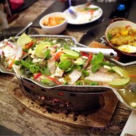 เมนูของร้าน Inlaya Bar and Grill