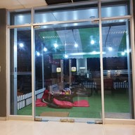 บรรยากาศ AKอิ่มนม  พัทยา