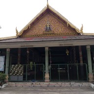 วัดไตรมุขชยาราม