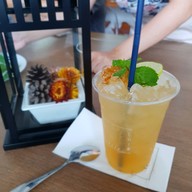เมนูของร้าน Chim cafe ตรงข้ามโลตัสแกลง