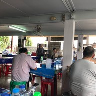 บรรยากาศ ก๋วยเตี๋ยวพริกกะเหรี่ยง ป่าเส้า-ลำพูน