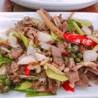 อาหารป่าปลาเขื่อน