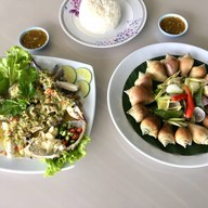 เรือนทะเลซีฟู๊ด (Ruantalay Seafood)