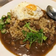 ข้าวหน้าไก่ ห้าแยก โรงพยาบาลกรุงเทพ