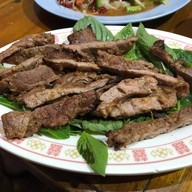 ส้มตำคิวทอง