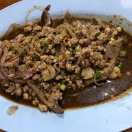 ส้มตำคิวทอง