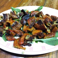 ส้มตำคิวทอง