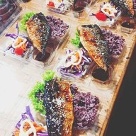 เมนูของร้าน มีนา ซาบะ ตลาดนัดคลองถมกาฬสินธุ์