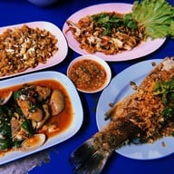 ข้าวต้มริมทาง ปากซอยนวลจันทร์24