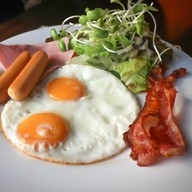 Rhino Restaurant @phuripai Villa