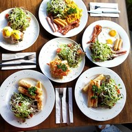 Rhino Restaurant @phuripai Villa