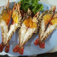 เมนูของร้าน ครัวริมน้ำ บ้านสร้าง