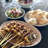 เมนูของร้าน หมูสะเต๊ะ เฮียแกละ