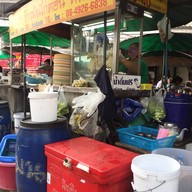 หน้าร้าน ข้าวมันไก่ตอน ดินแดง