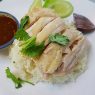 เมนูของร้าน ข้าวมันไก่สามย่านเจ้าเก่า