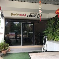 Don't mind calorie cafe'