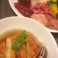 ชุดสุกี้รวมหมู