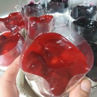 ที่นี่...นครแพร่ คอฟฟี่  (เปลี่ยนเป็น ปั๋นปอนด์) จะเปลี่ยนชื่อเป็นร้าน. ปั๋นปอนด์