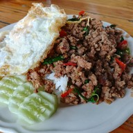 เมนูของร้าน ป้าติ๋มอาหารตามสั่ง